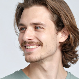 Choose Silk for this skin tone