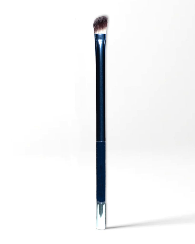 Angled micro fibre makeup brush for applying eyeshadows.